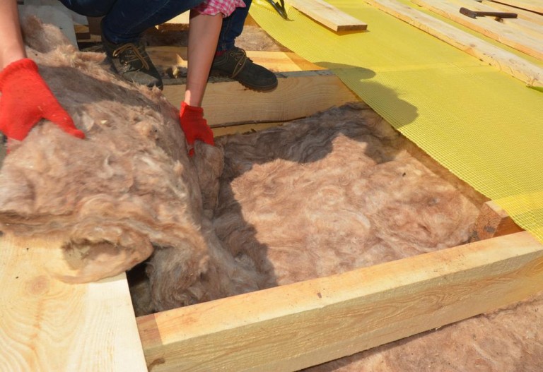 Comment optimiser l'isolation de votre toiture à VILLEDIEU-LES-POÊLES